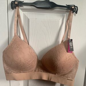 Vince Camuto wireless bra Size 34C